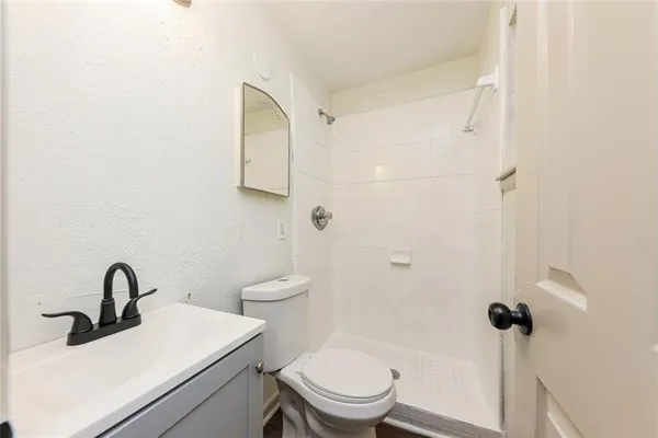 $1,500 | 210 Oak Drive Southeast, Atlanta, GA 30354