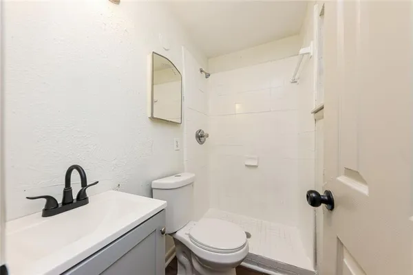 $1,600 | 210 Oak Drive Southeast, Atlanta, GA 30354