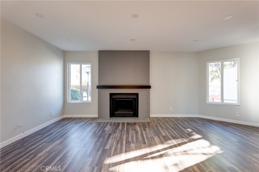 1742 Sinaloa Road, Unit 329 Simi Valley, CA 93065 - Photo 4 of 16