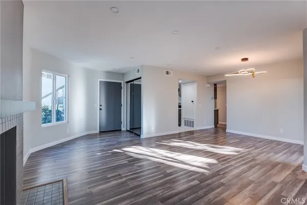 $472,000 | 1742 Sinaloa Road, Unit 329, Simi Valley, CA 93065