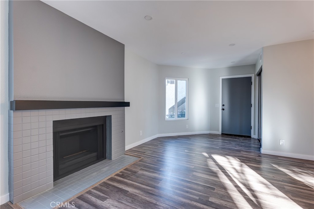 1742 Sinaloa Road, Unit 329 Simi Valley, CA 93065 - Photo 6 of 16