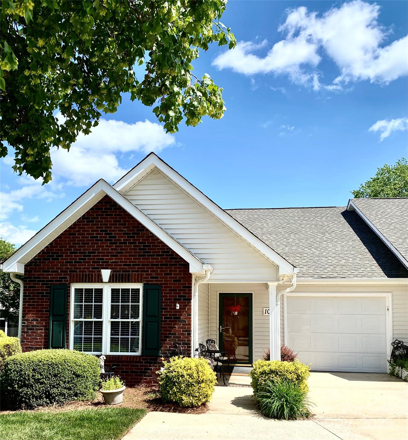 101 Keswick Lane Mooresville, NC 28117 - Photo 2 of 43 a view of a house with a yard
