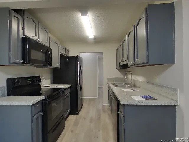 $1,529 | 15022 Old Creek Street, San Antonio, TX 78217