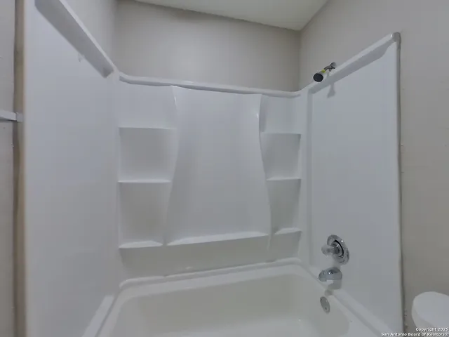 $1,529 | 15022 Old Creek Street, San Antonio, TX 78217