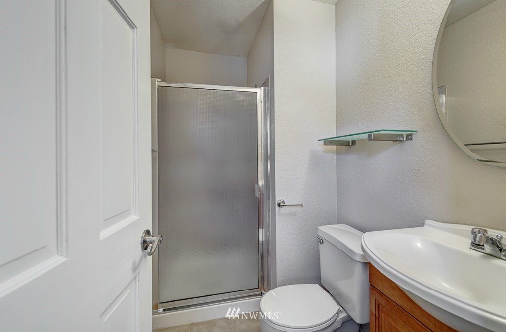 1824 225th Street Southeast Bothell, WA 98021 - Photo 4 of 15