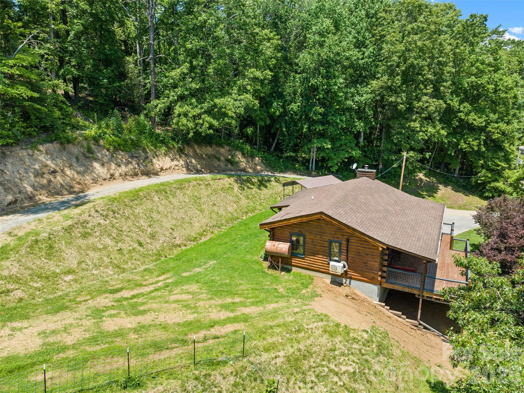 367 Robinson Road Clyde, NC 28721 - Photo 32 of 32 Gallery Image 32