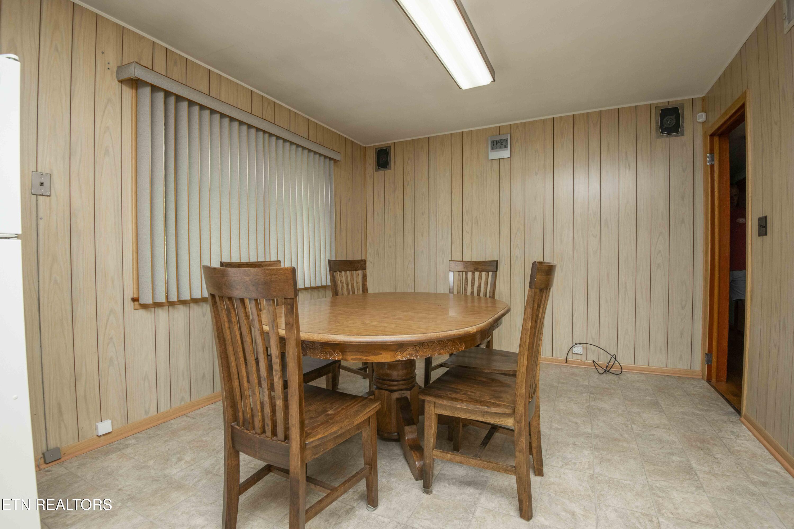 509 Riverside Drive Clinton, TN 37716 - Photo 21 of 52 kitchen 6_1