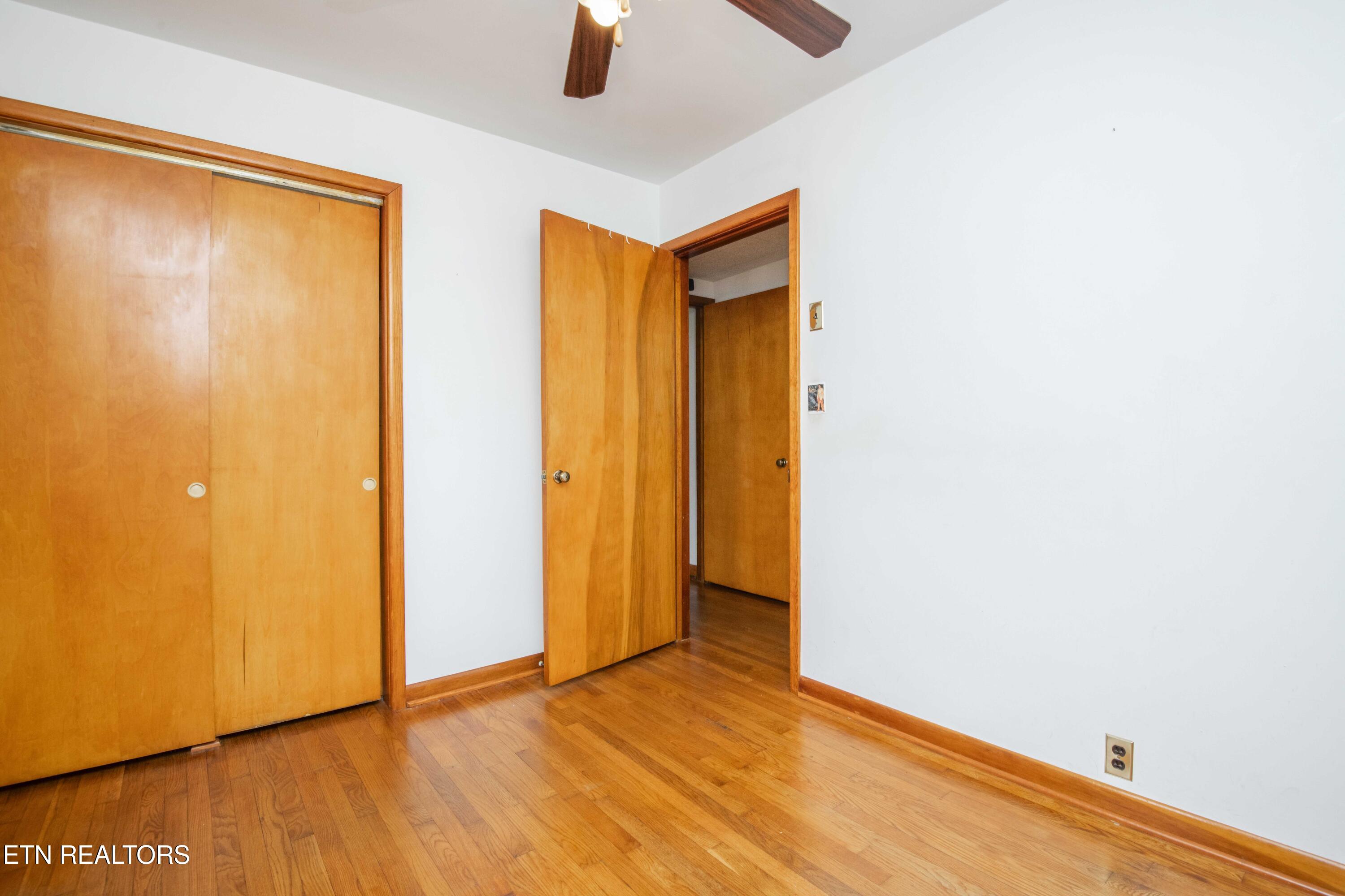 509 Riverside Drive Clinton, TN 37716 - Photo 24 of 52 bed 1_1
