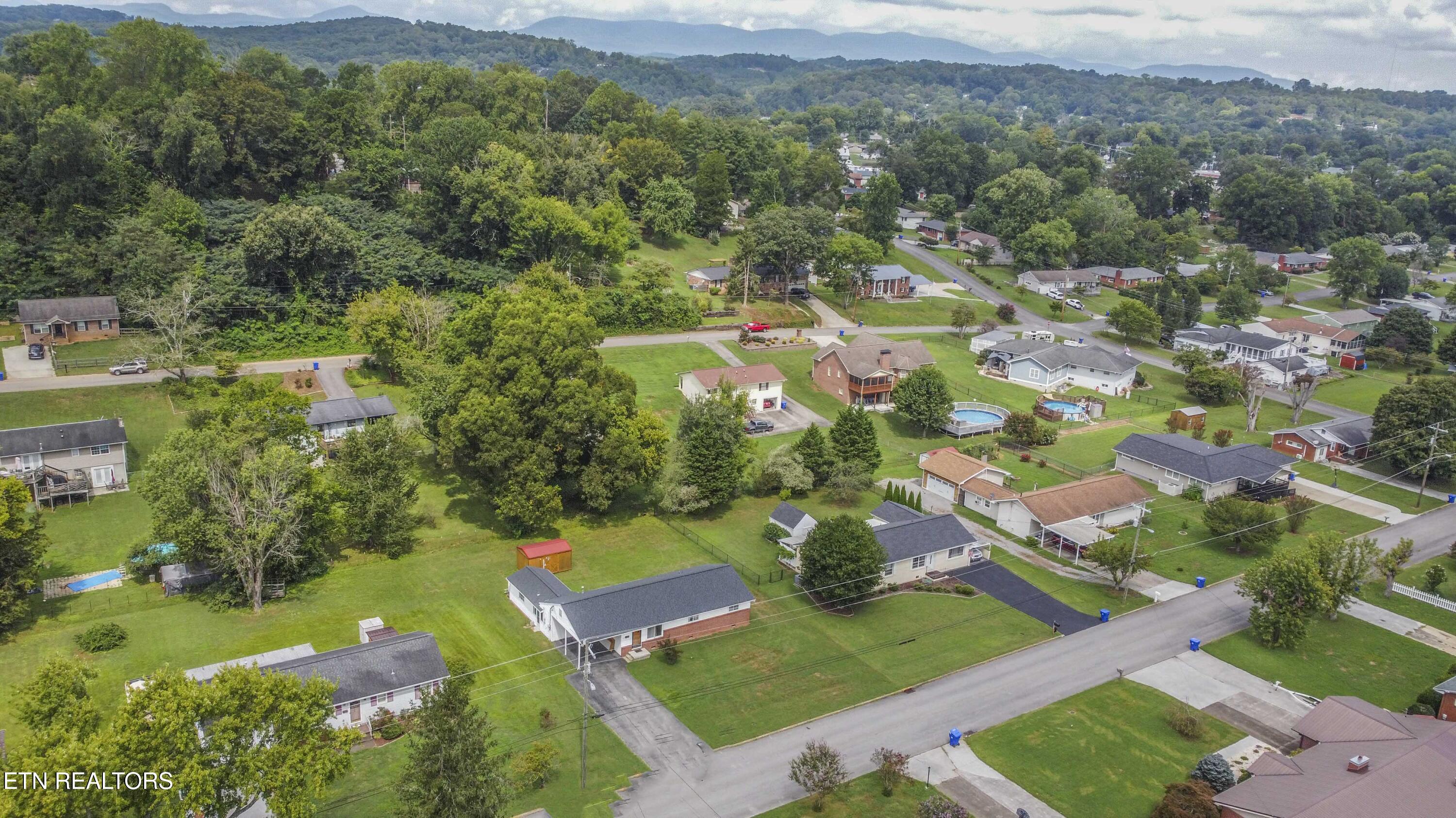 509 Riverside Drive Clinton, TN 37716 - Photo 50 of 52 drone 7_1