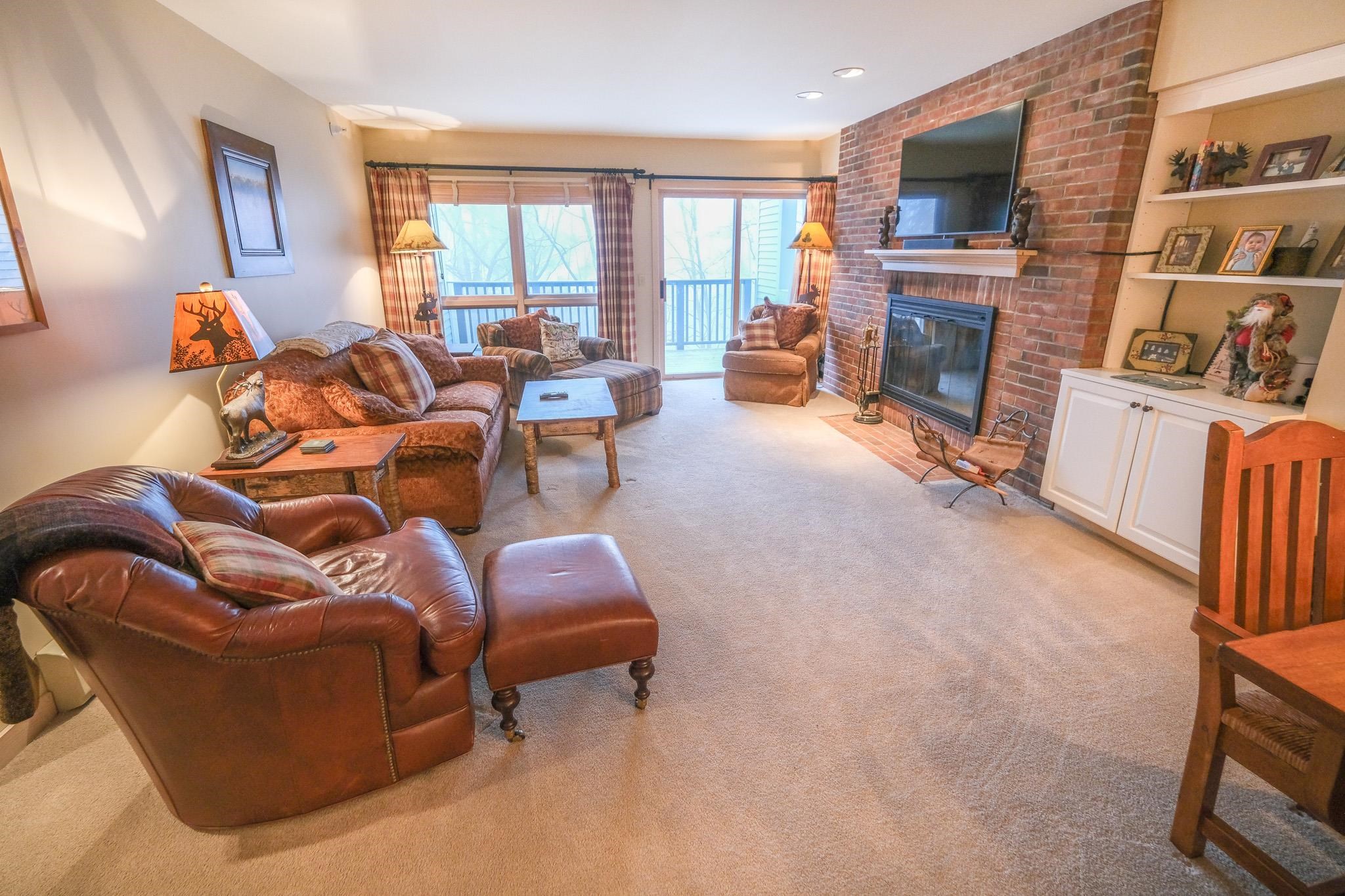 117 Ledgewood Road, Unit F4 W/ GARAGE Ludlow, VT 05149 - Photo 2 of 39 Gallery Image 2