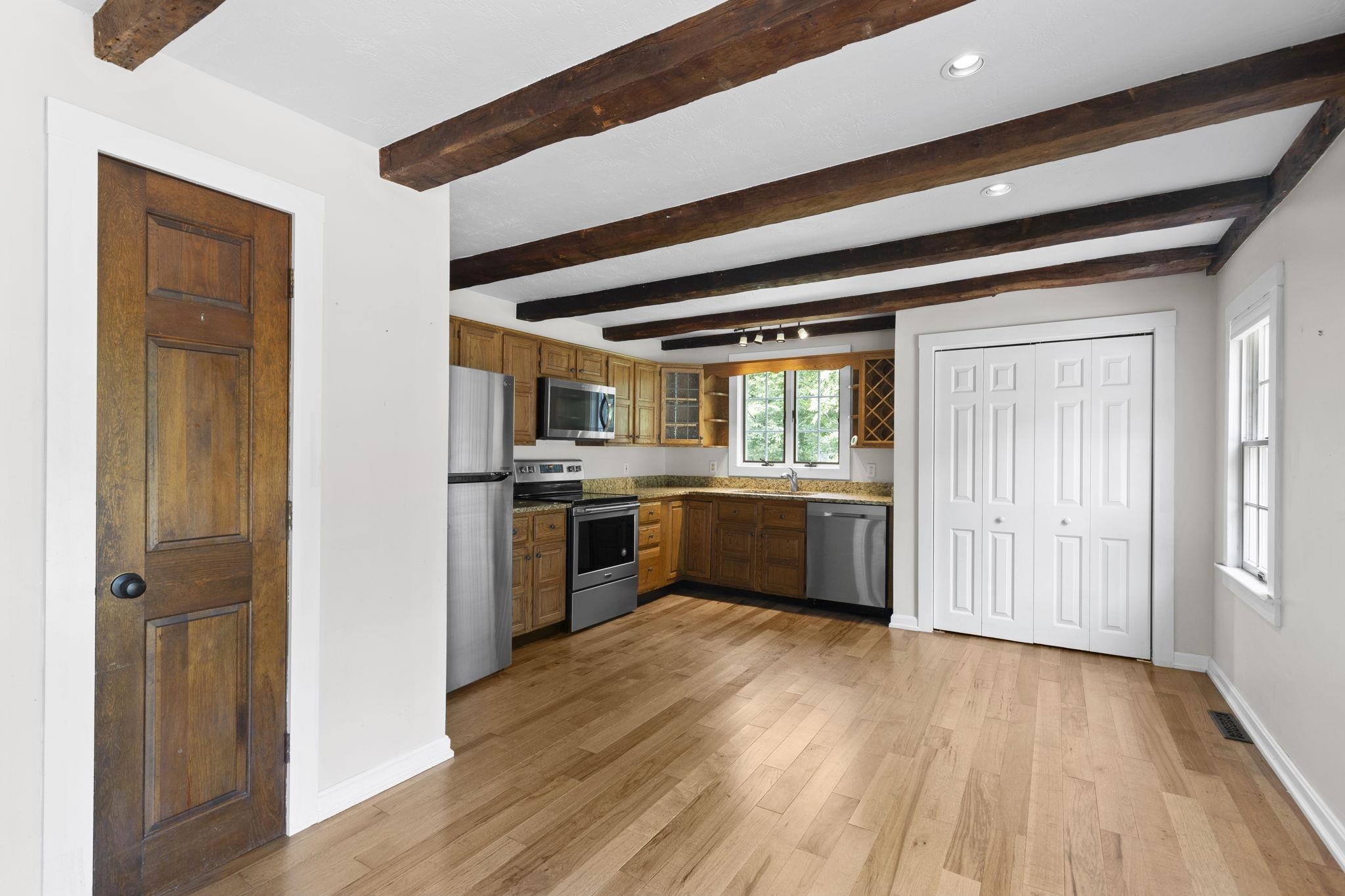 255 Beech Road Eliot, ME 03903 - Photo 5 of 34