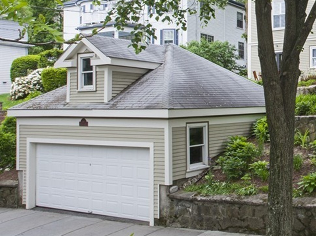 69 University Road, Unit 2 Brookline, MA 02445 - Photo 3 of 29