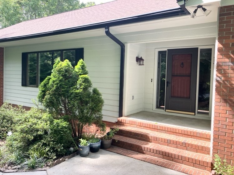 518 Squire Circle Clemson, SC 29631 - Photo 1 of 25