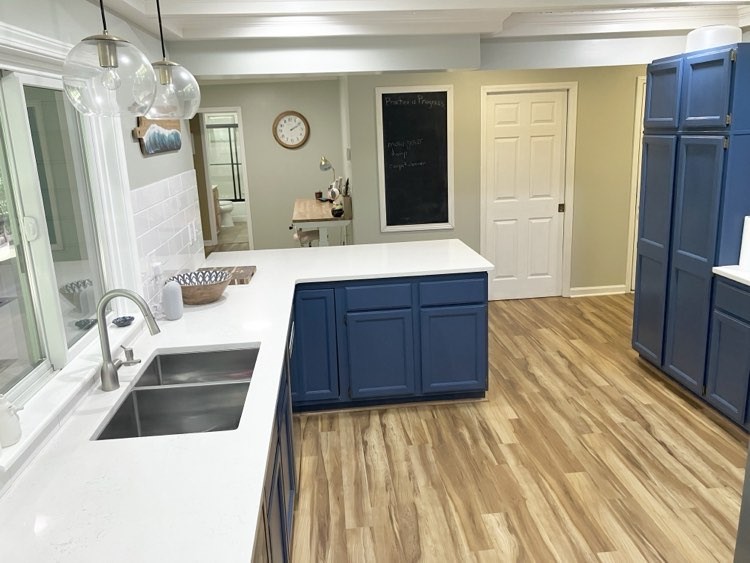 518 Squire Circle Clemson, SC 29631 - Photo 7 of 25