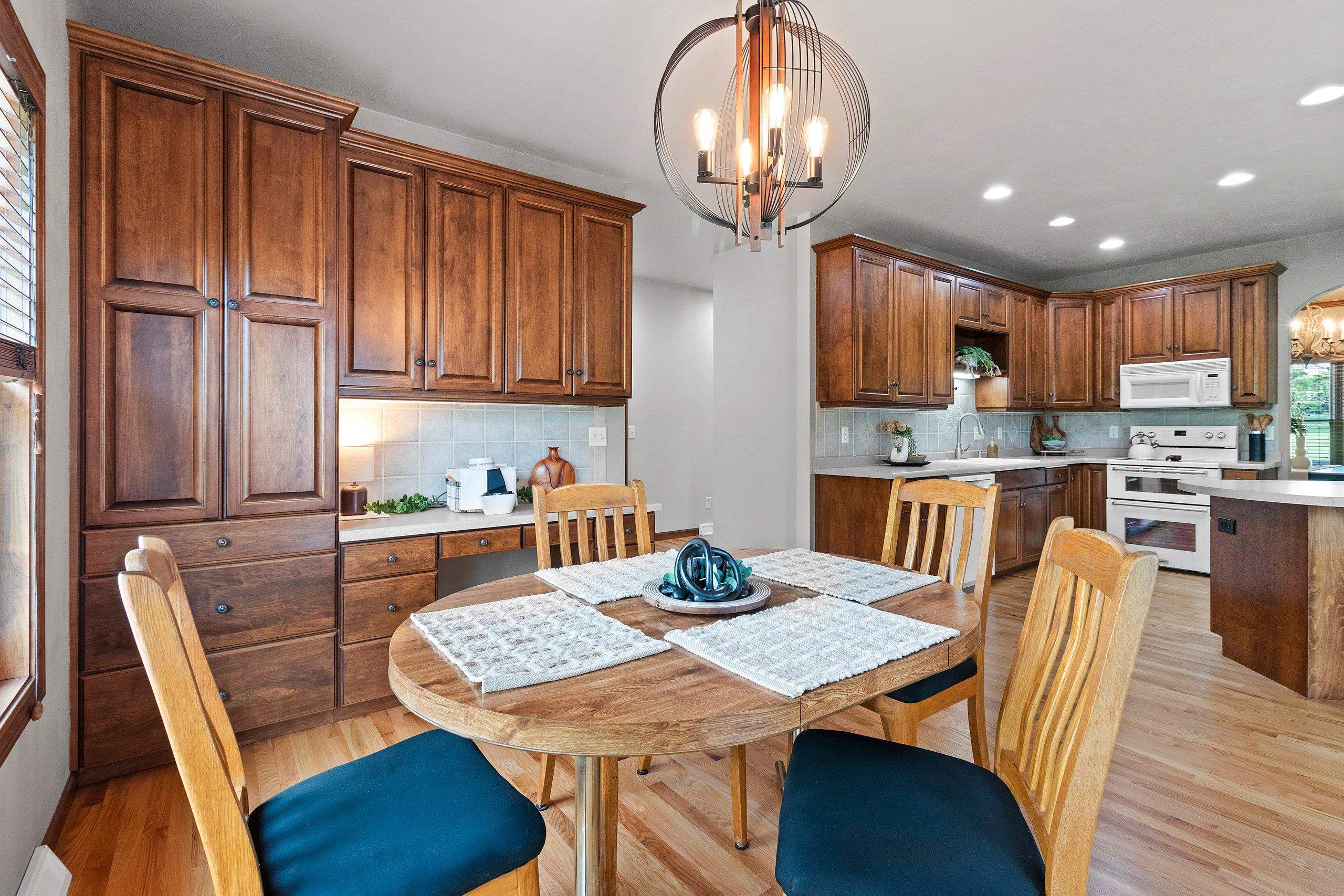 W7436 Ridgeside Drive Neenah, WI 54956 - Photo 23 of 57