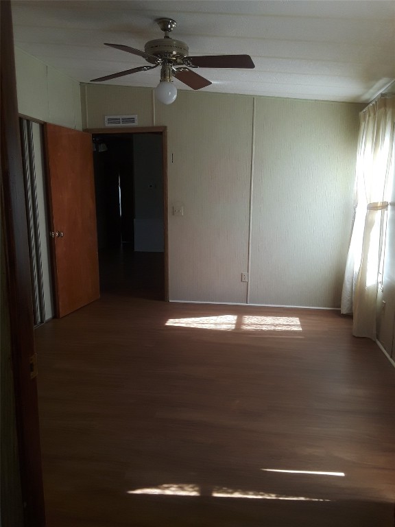 85112 Phillips Road Yulee, FL 32097 - Photo 6 of 17 a view of empty room with window