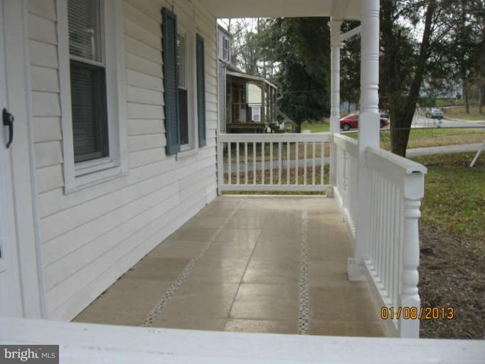 6808 Woodland Road Morningside, MD 20746 - Photo 6 of 11 Exterior (Front Porch)