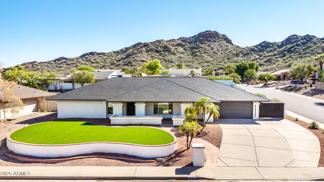 $1,150,000 | 2201 East Shea Boulevard, Phoenix, AZ 85028