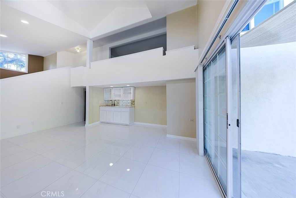 2255 East Chevy Chase Drive Glendale, CA 91206 - Photo 13 of 52