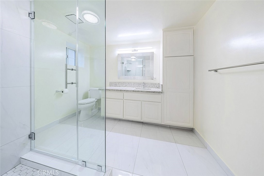 2255 East Chevy Chase Drive Glendale, CA 91206 - Photo 37 of 52