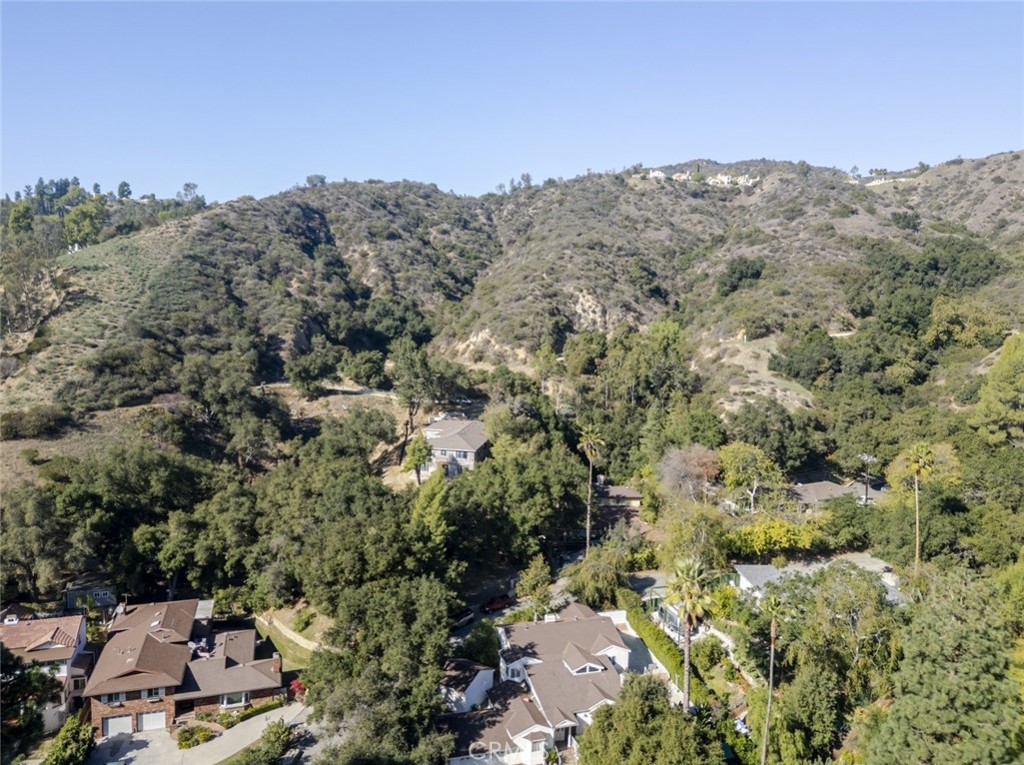 2255 East Chevy Chase Drive Glendale, CA 91206 - Photo 46 of 52