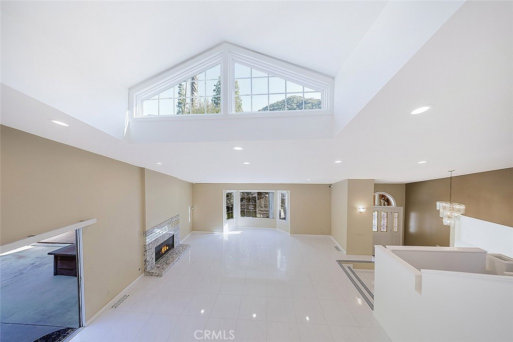 2255 East Chevy Chase Drive Glendale, CA 91206 - Photo 10 of 52