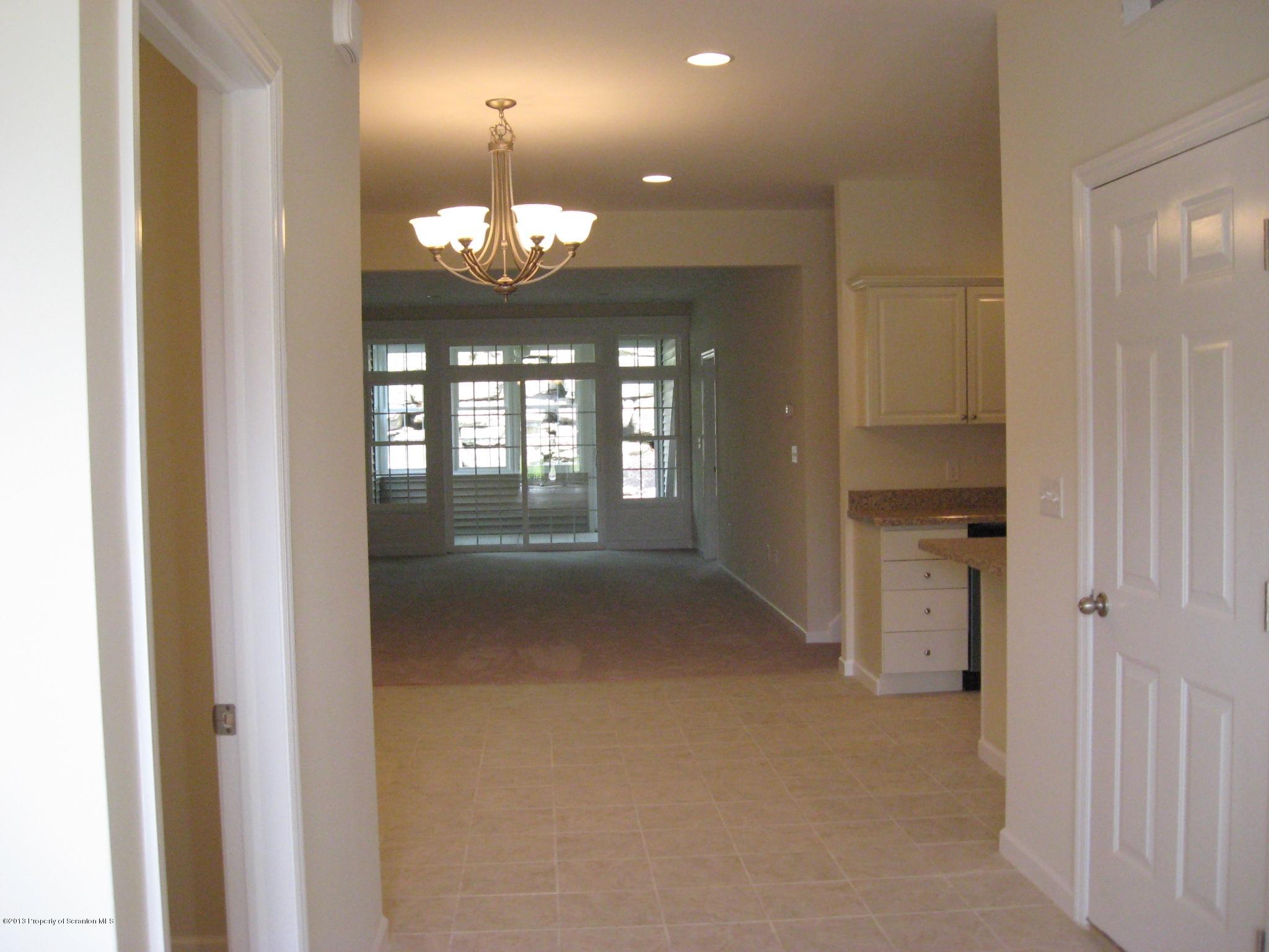 27 Wyndham Road Clarks Summit, PA 18411 - Photo 3 of 13 Gallery Image 3