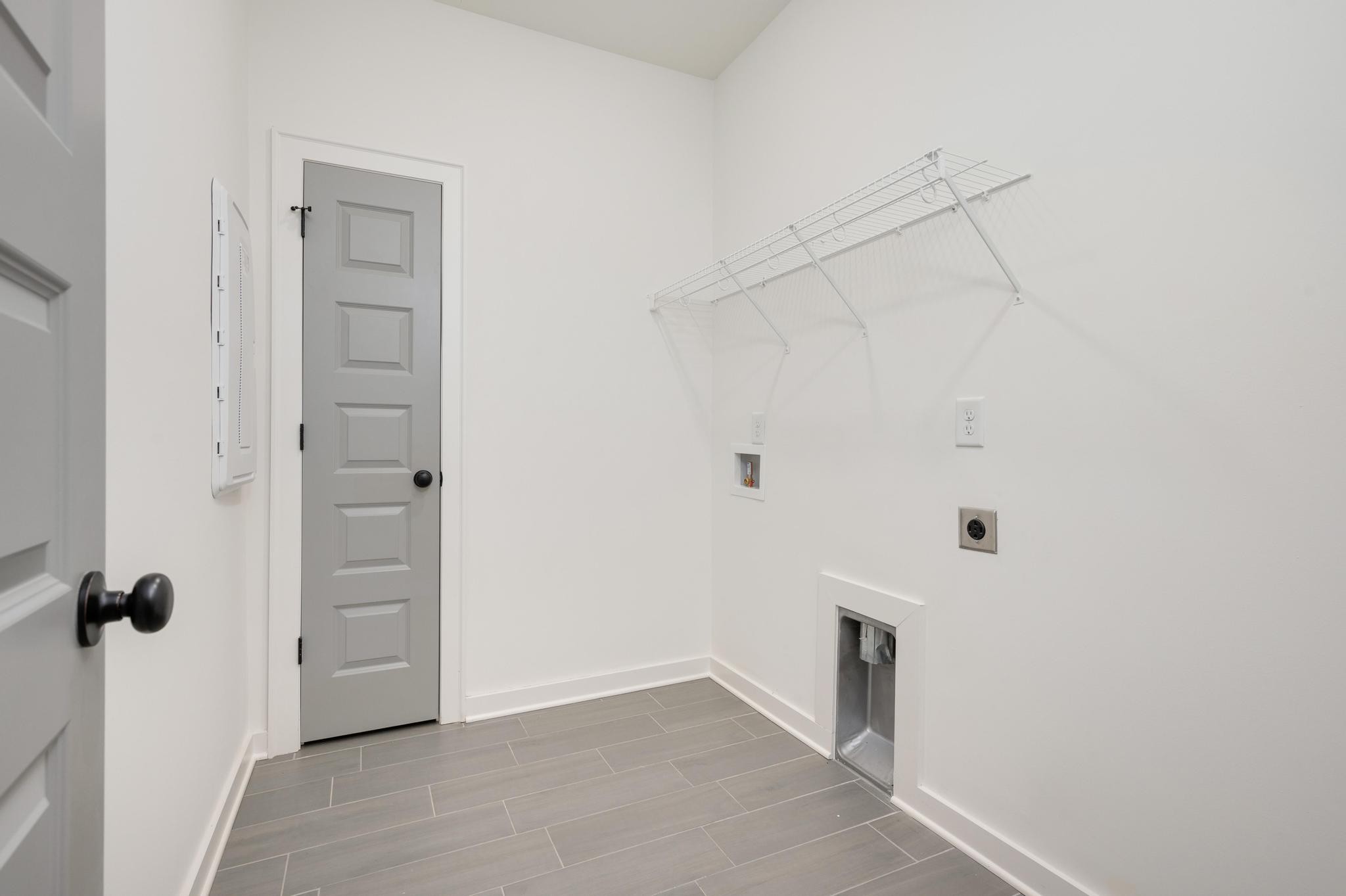 1067 Fallow Road Mount Juliet, TN 37122 - Photo 13 of 47 an empty room with a empty space