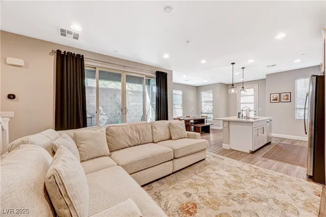 $519,900 | 11736 Redwood Mountain Avenue, Las Vegas, NV 89138