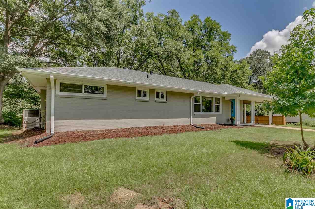 1106 Hunter Creek Road Northport, AL 35473 - Photo 2 of 46
