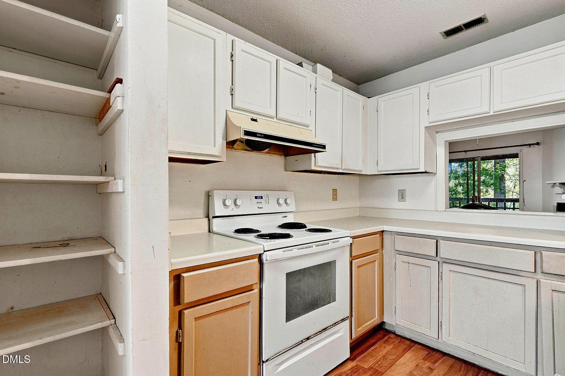 4621 Timbermill Court Raleigh, NC 27612 - Photo 5 of 22 Kitchen 2