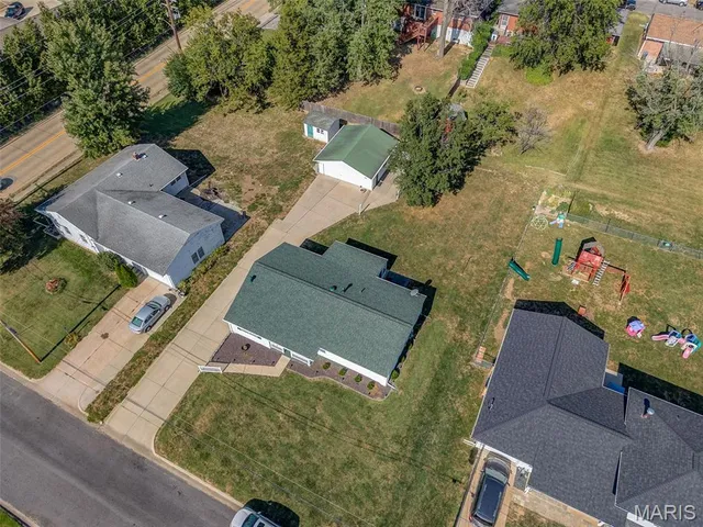 $205,000 | 212 South Columbia Street, Columbia, IL 62236