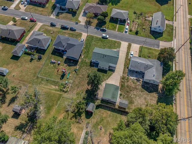 $205,000 | 212 South Columbia Street, Columbia, IL 62236