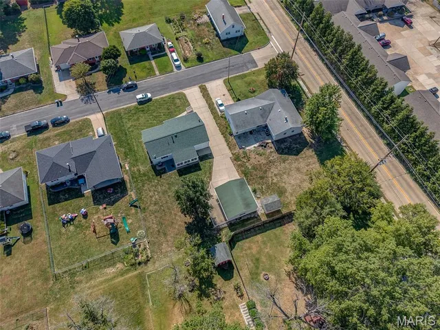 $205,000 | 212 South Columbia Street, Columbia, IL 62236