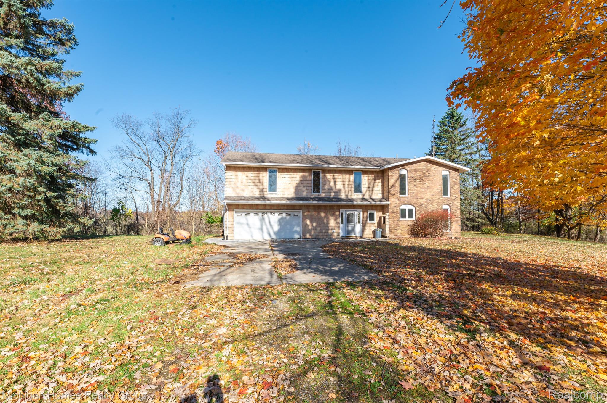 4267 Lippincott Road Lapeer, MI 48446 - Photo 2 of 61 Gallery Image 2