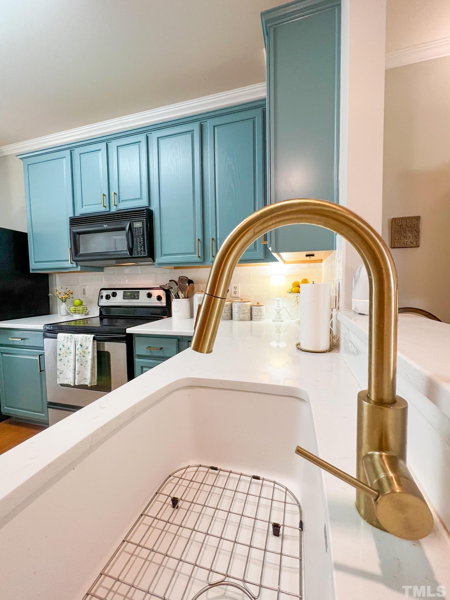 3034 Winding Waters Way Raleigh, NC 27614 - Photo 3 of 32 Gallery Image 3