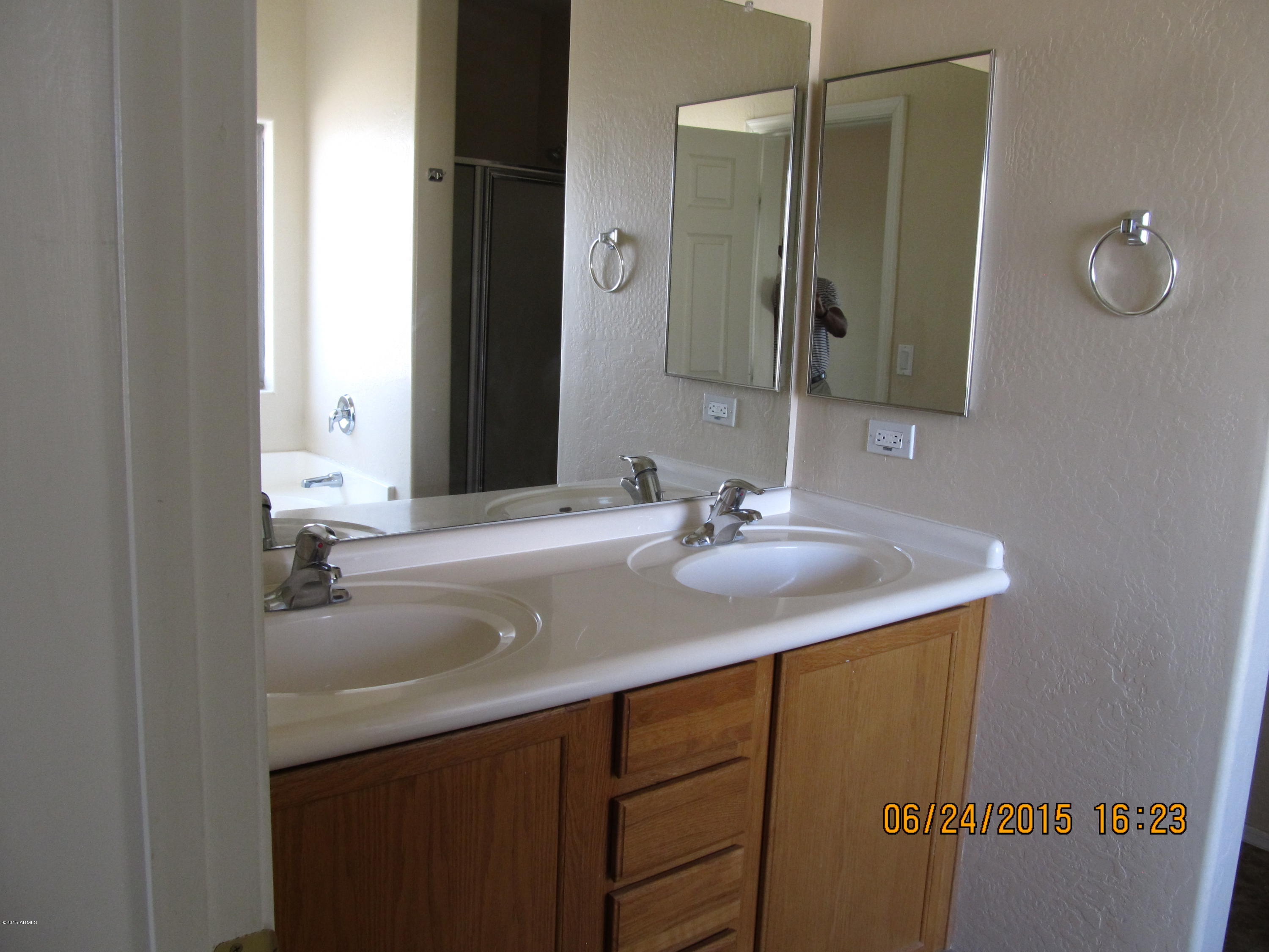 1723 West Tamar Road Phoenix, AZ 85086 - Photo 8 of 15 IMG_1154