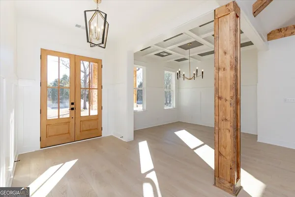 $555,000 | 6975 Columbus Road, Lizella, GA 31052