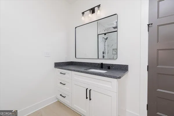 $555,000 | 6975 Columbus Road, Lizella, GA 31052