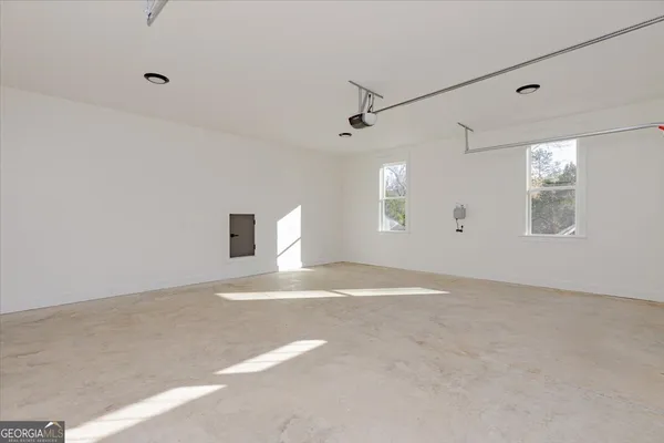 $555,000 | 6975 Columbus Road, Lizella, GA 31052