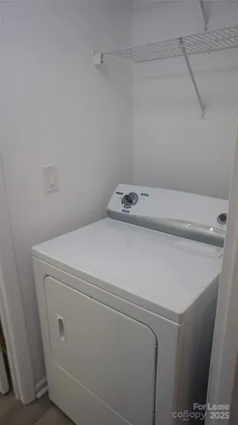 a view of a yard with an trees