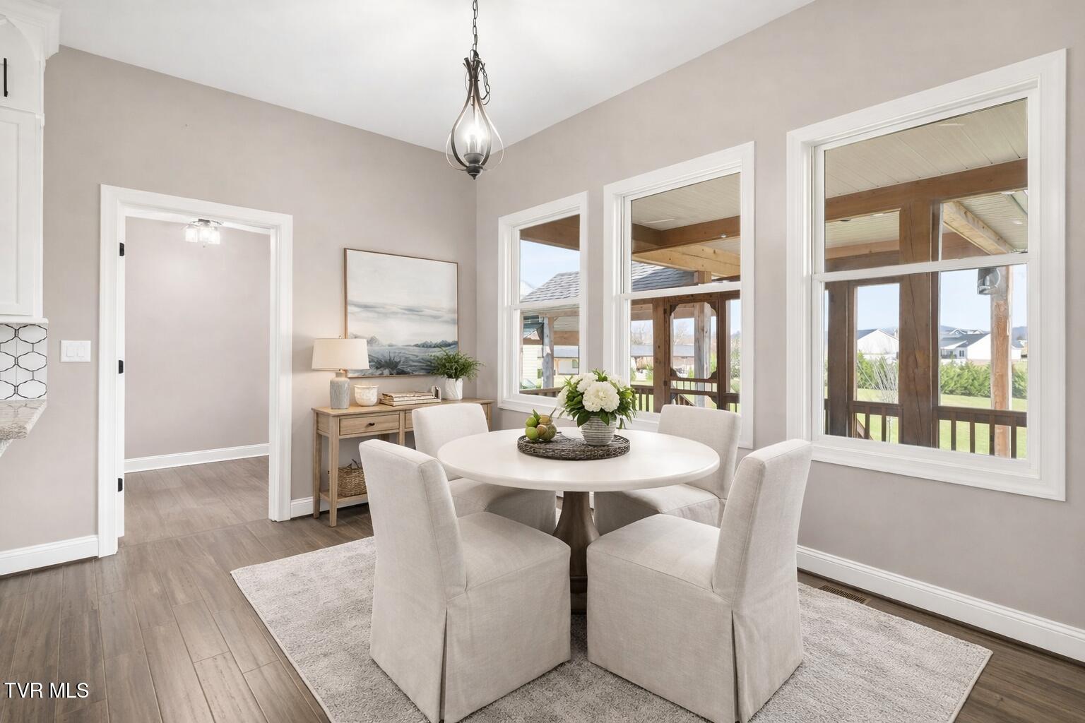 563 Pleasant Valley Road Jonesborough, TN 37659 - Photo 11 of 57 563 Pleasant Valley Road