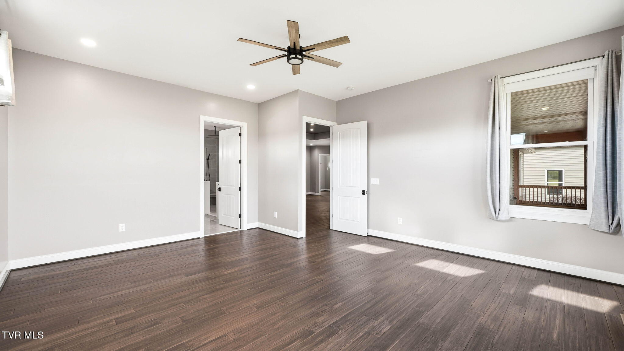 563 Pleasant Valley Road Jonesborough, TN 37659 - Photo 14 of 57 563 Pleasant Valley Road