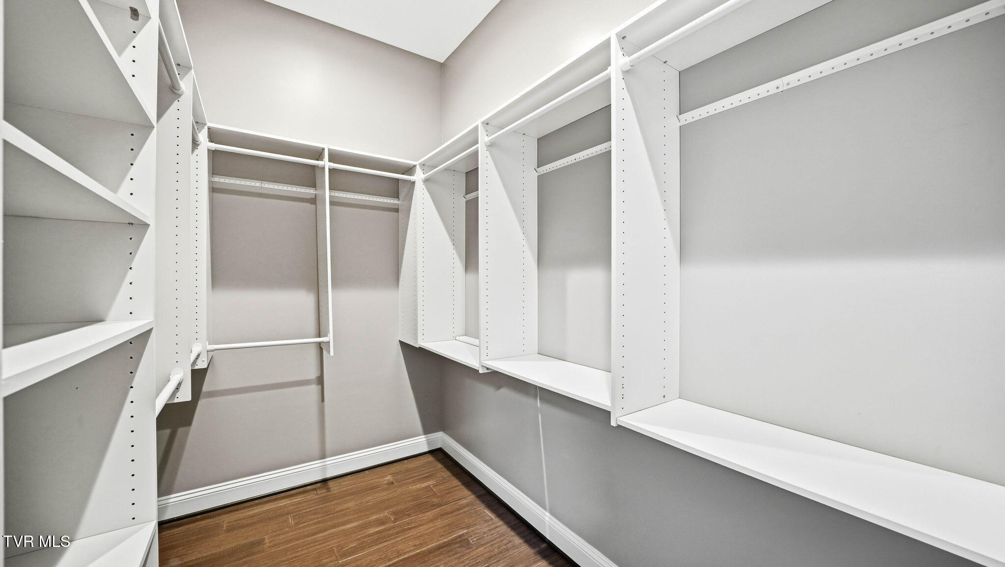 563 Pleasant Valley Road Jonesborough, TN 37659 - Photo 20 of 57 563 Pleasant Valley Road