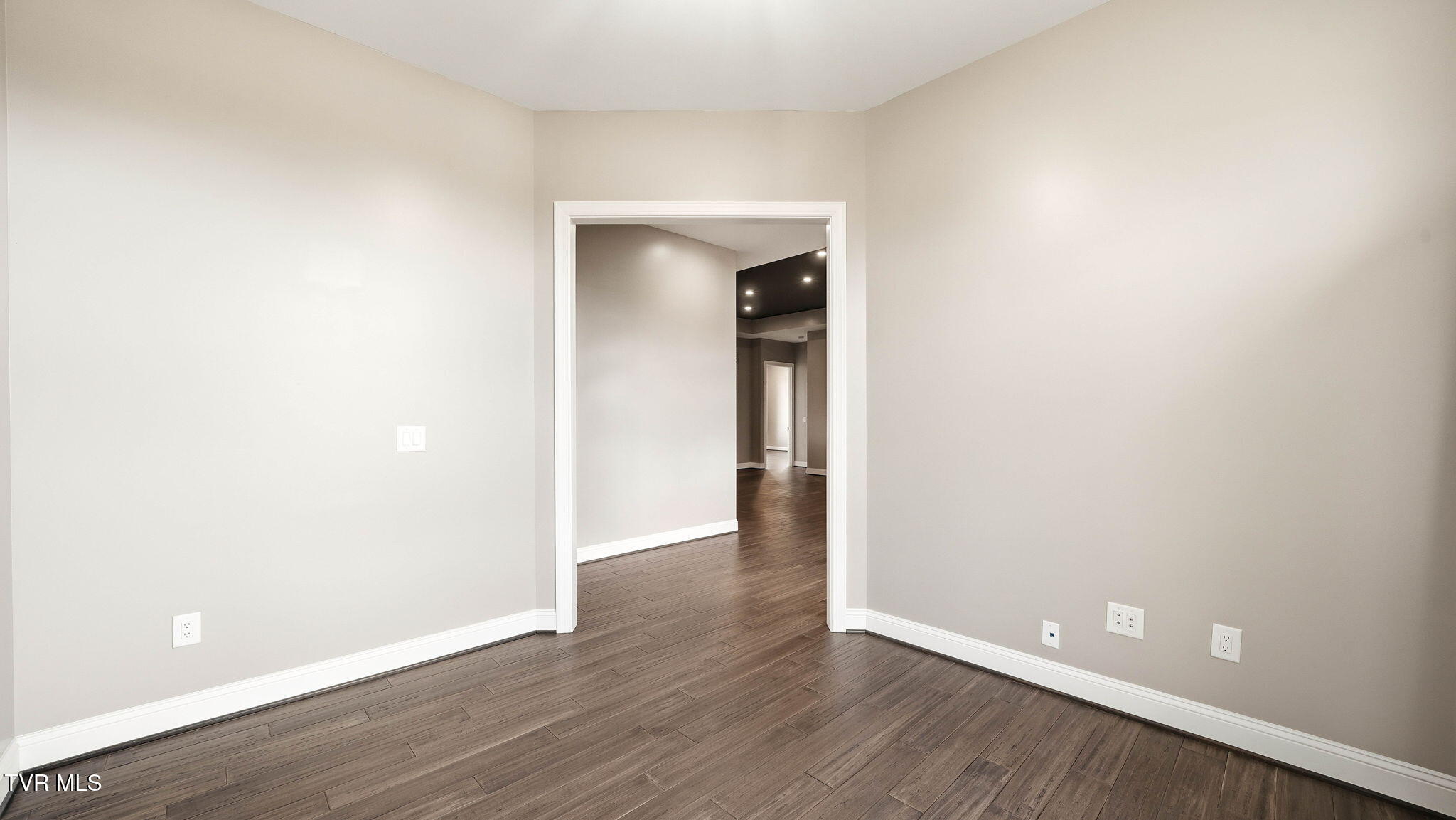 563 Pleasant Valley Road Jonesborough, TN 37659 - Photo 24 of 57 563 Pleasant Valley Road