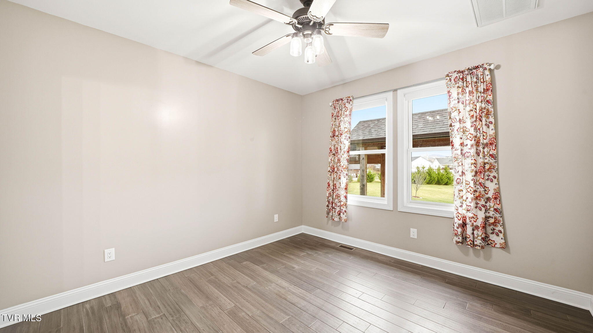 563 Pleasant Valley Road Jonesborough, TN 37659 - Photo 25 of 57 563 Pleasant Valley Road