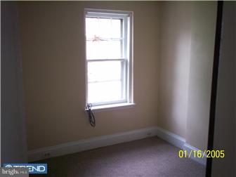 979 Trent Road Camden, NJ 08104 - Photo 10 of 12 Bedroom 2
