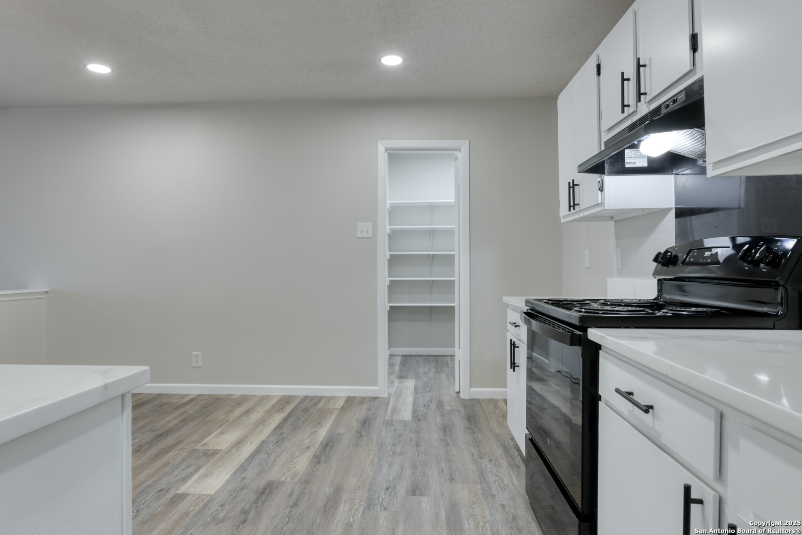 6819 Columbia Ridge Drive Converse, TX 78109 - Photo 12 of 29