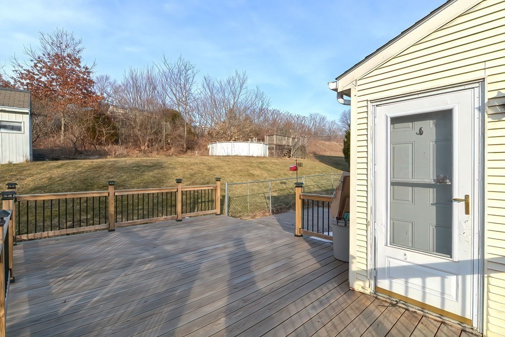 32 Old Farm Road Spencer, MA 01562 - Photo 5 of 29 Gallery Image 5