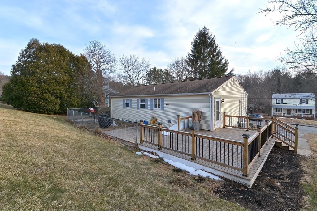 32 Old Farm Road Spencer, MA 01562 - Photo 7 of 29 Gallery Image 7